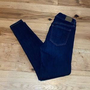 2/$35-American Eagle Jeans